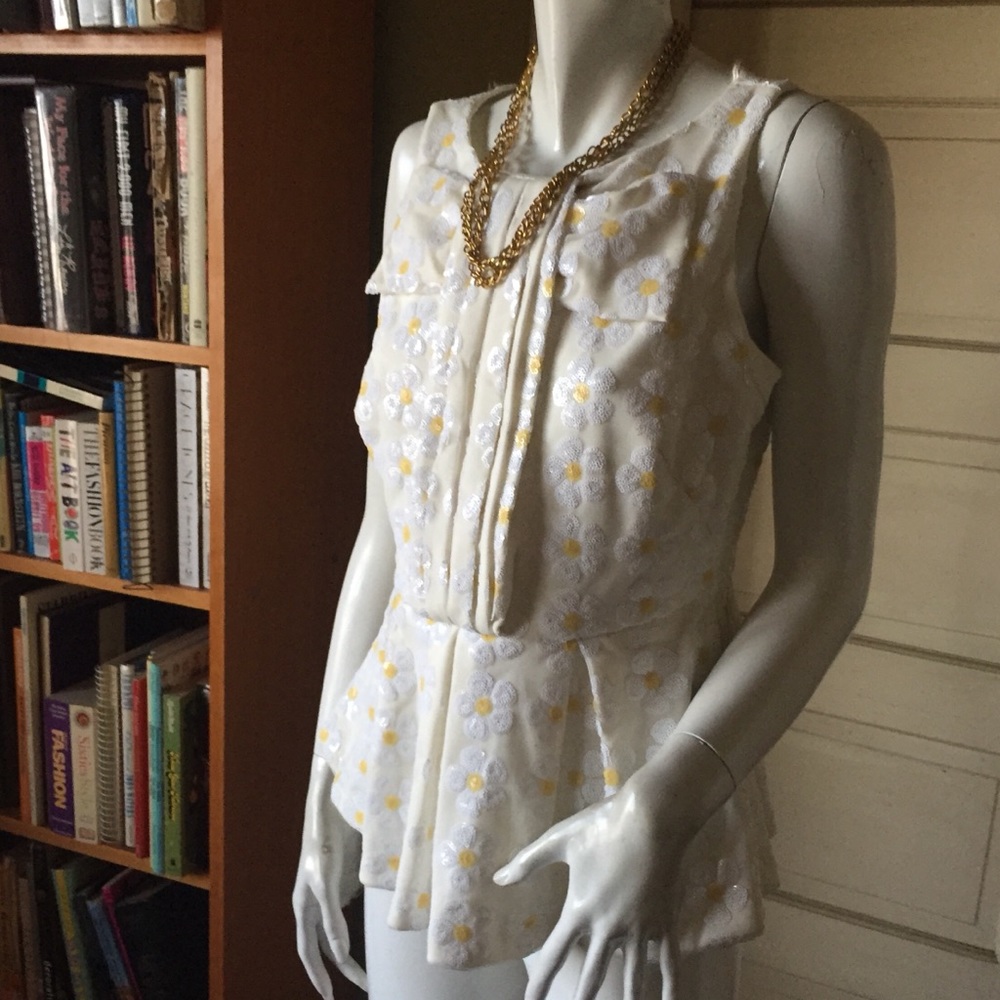 Eva Franco daisy sequins